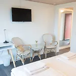 Hotel Hotelvfjorden 3*