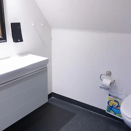 Hotelvfjorden 3* Лемвиг