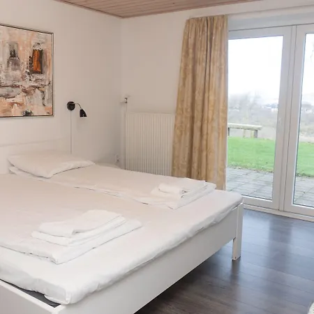 Hotelvfjorden Ξενοδοχείο 3*