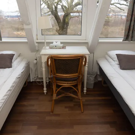 Hotelvfjorden 3* Лемвиг