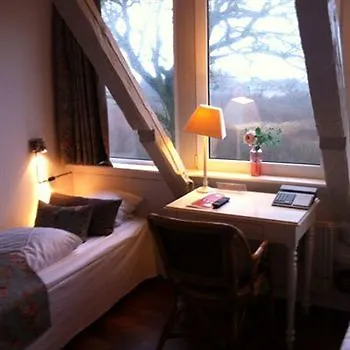 Ξενοδοχείο Hotelvfjorden 3*